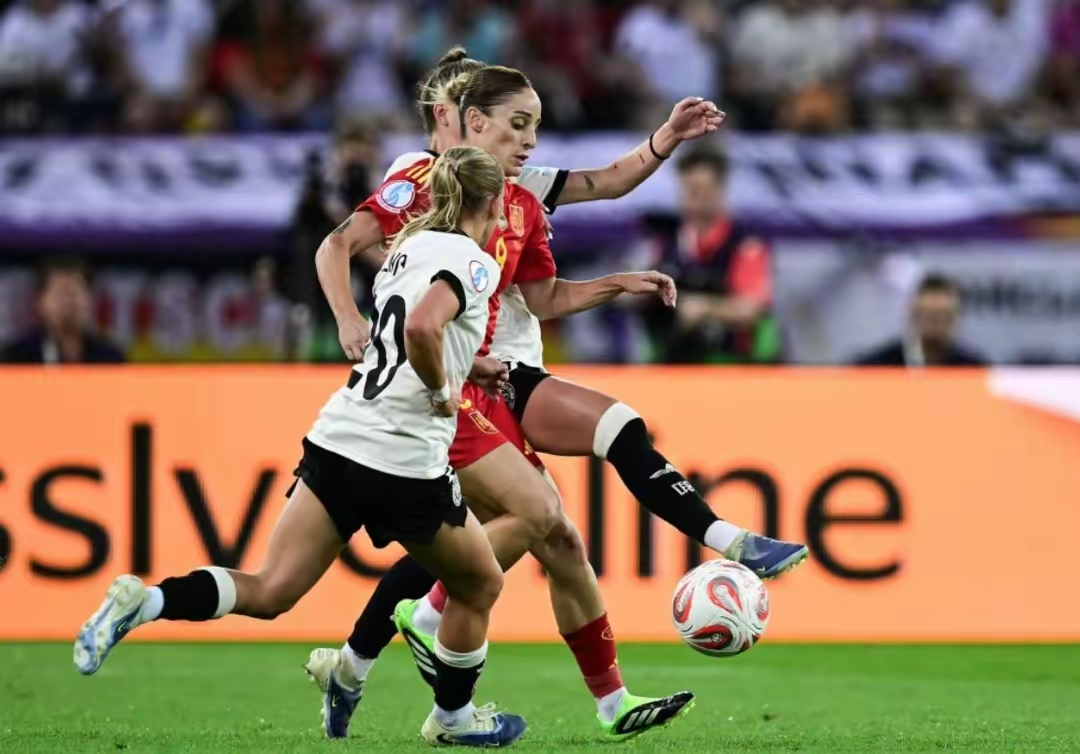 挑战接踵而至！欧洲杯资格赛局势白热化