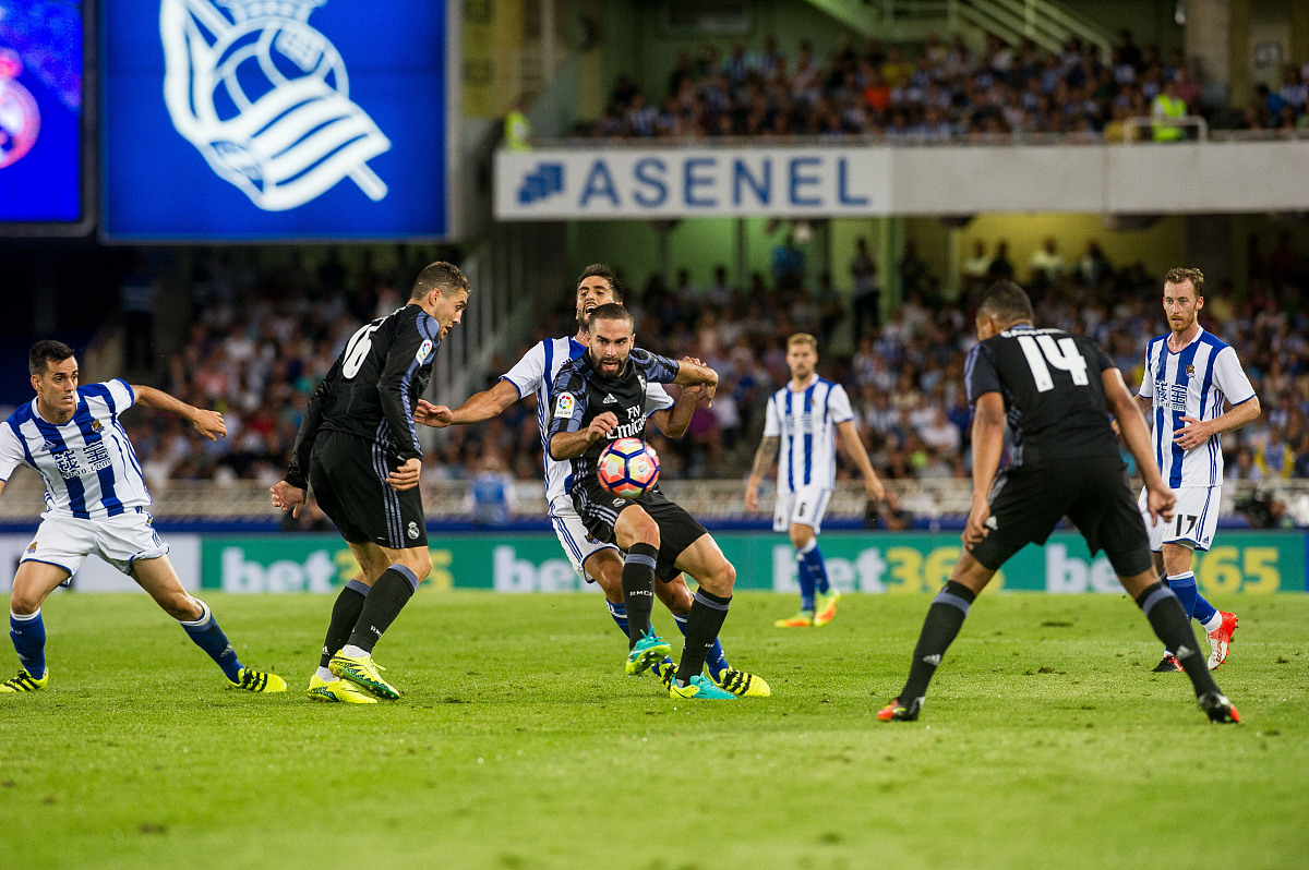 球队经过多轮激烈比拼，磨砺实力