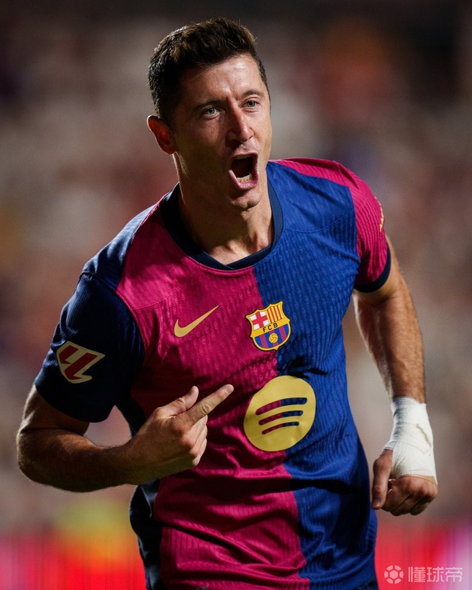 波兰碾压马德里竞技，莱万状态火热