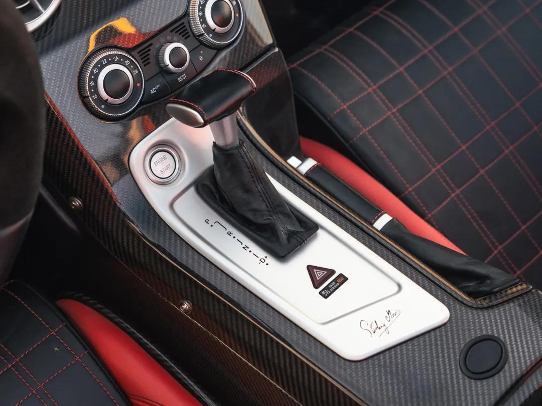 迈凯伦力克梅赛德斯，佩雷兹惊艳四座