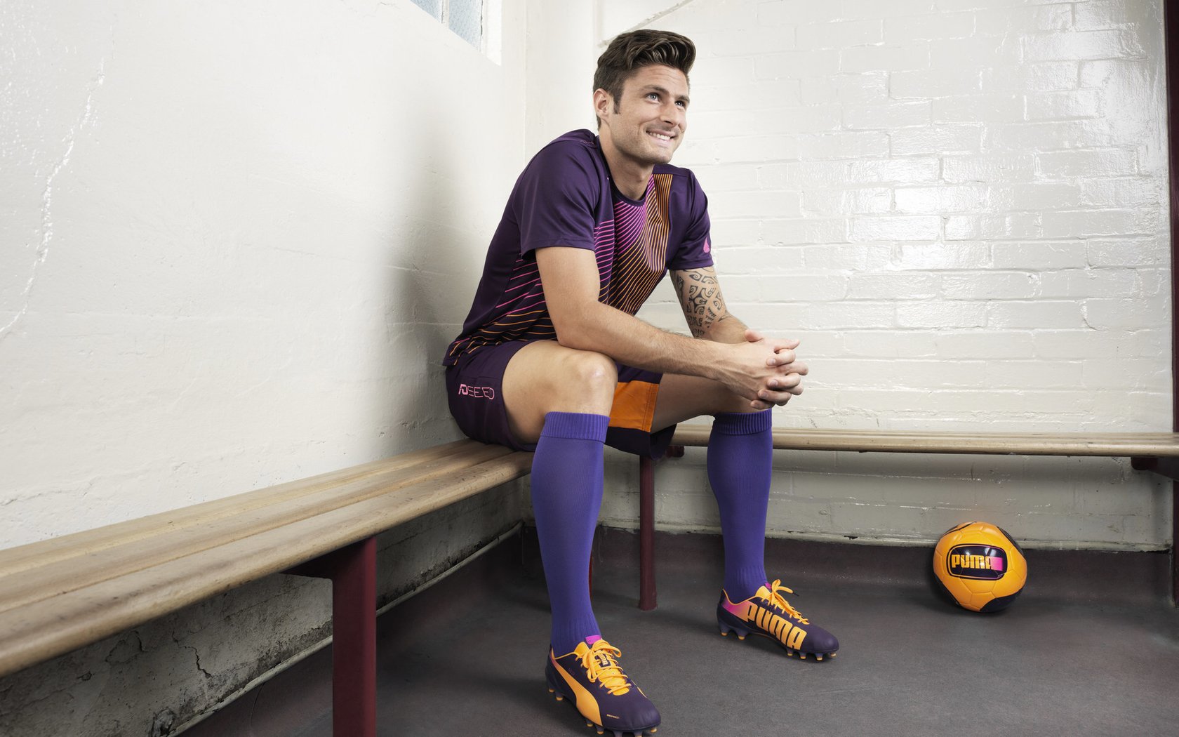 努涅斯关键制胜，哥伦比亚力克勒沃库森，一场跨越足球次元的梦幻对决