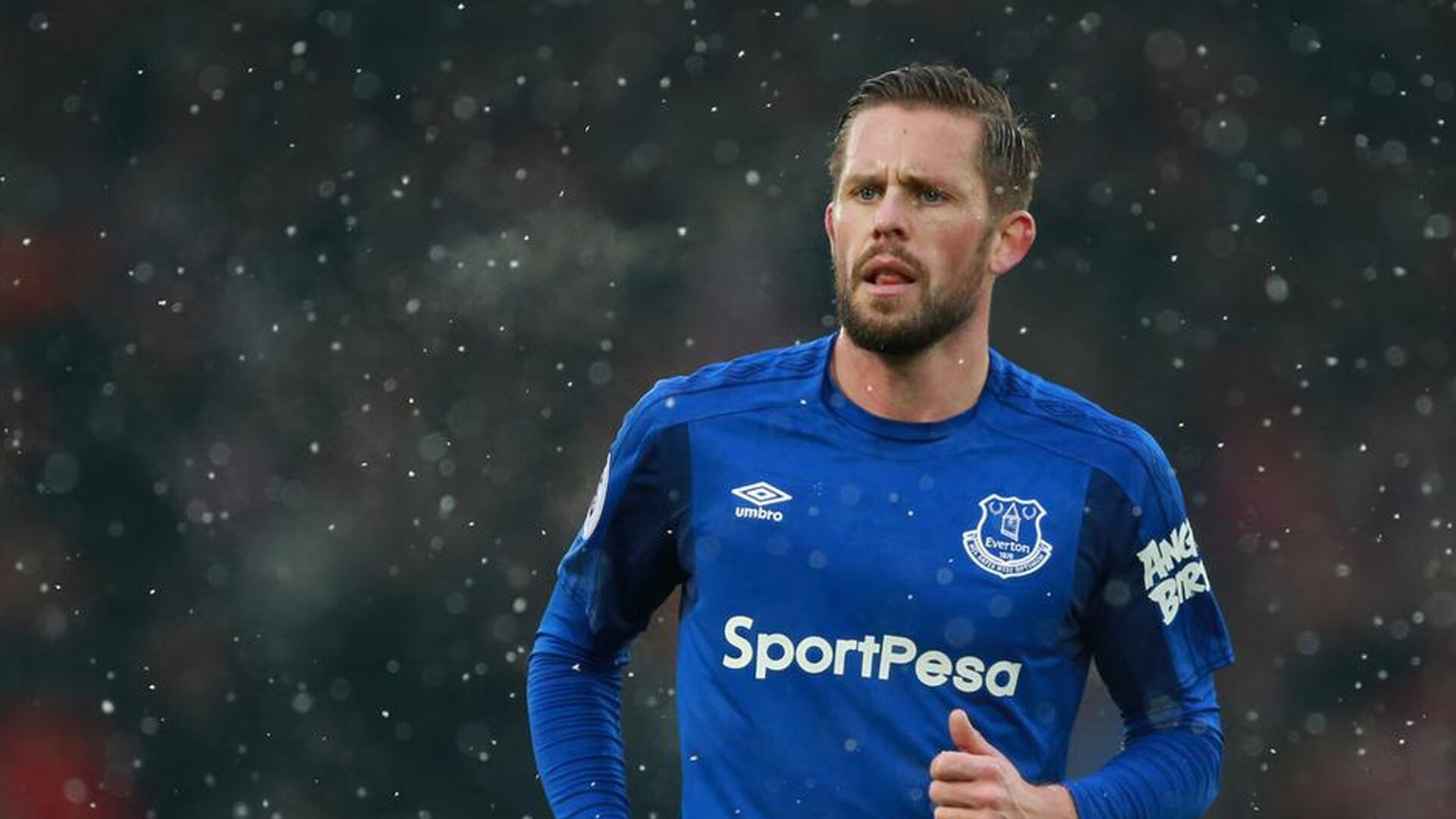 当艺术足球遭遇铁血意志，德布劳内末节接管比赛，塞维利亚精神踏平伊拉克式困局