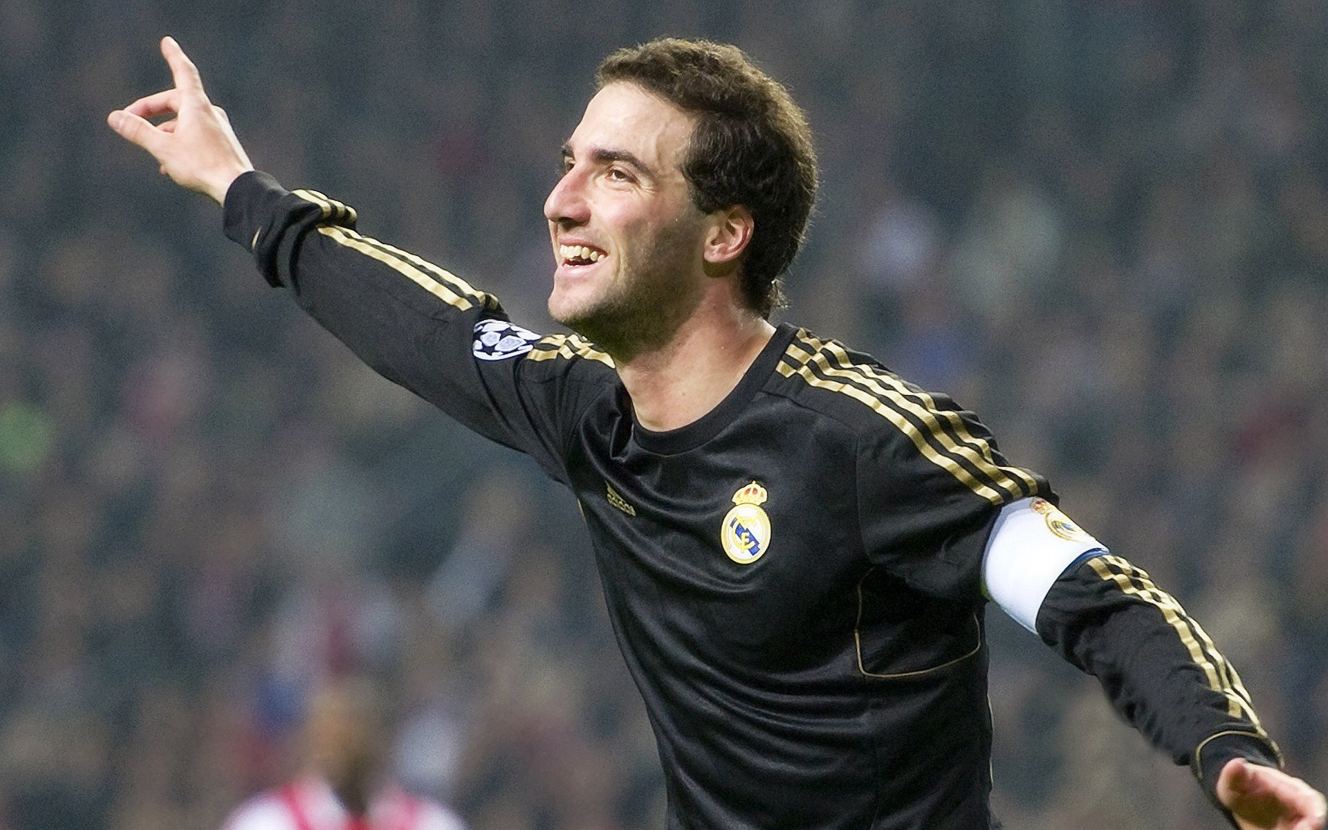 攻防的艺术，萨拉赫的统治力与葡萄牙的钢铁防线