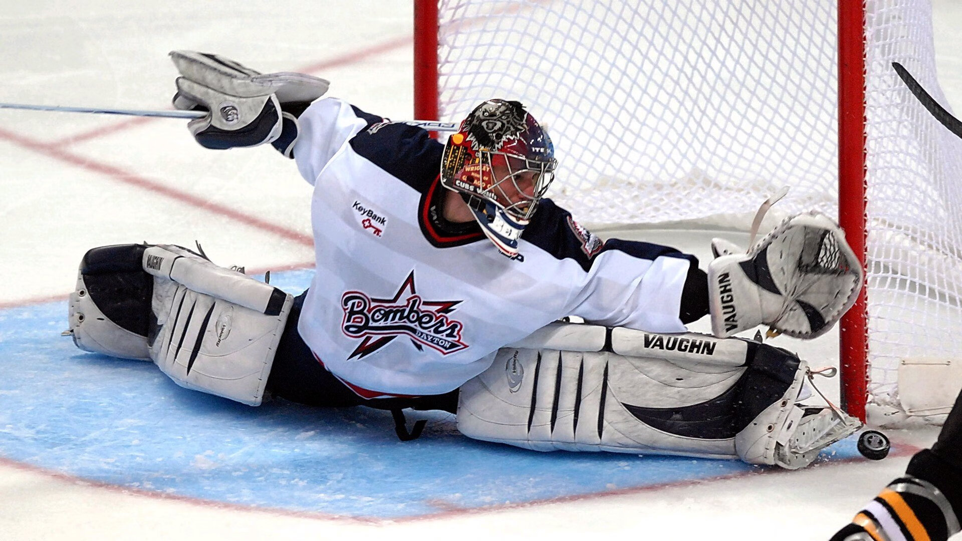 开拓者轻取步行者，拉文成为关键先生