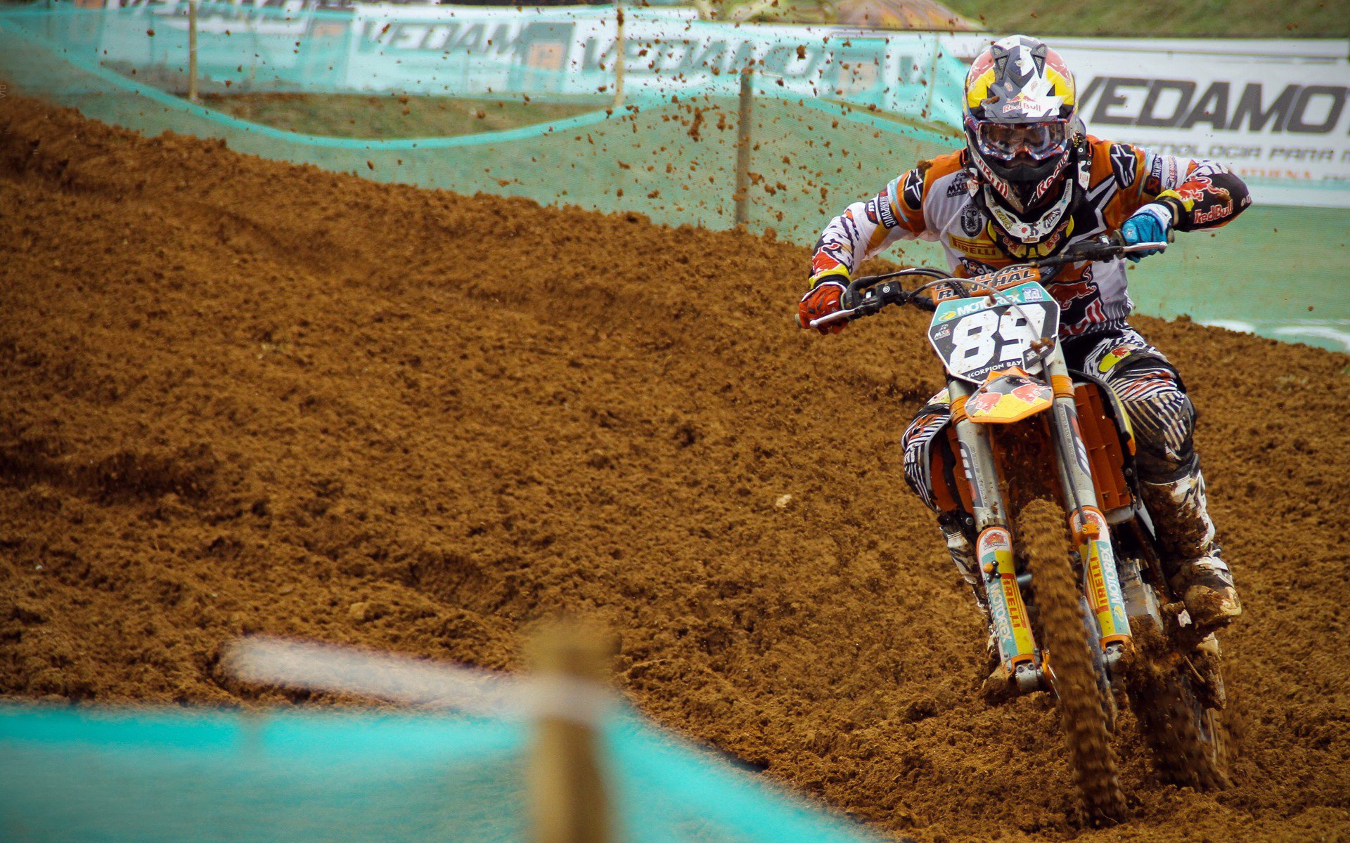 戈贝尔铁壁锁敌，凯尔特人终场绝境重生