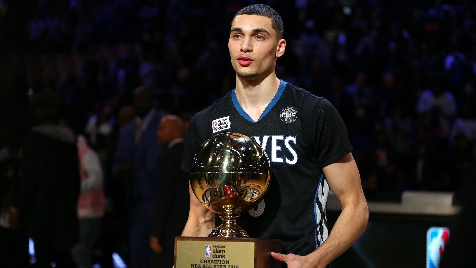 绝境逢生！辽宁队最后时刻击败步行者，哈登关键回合不手软