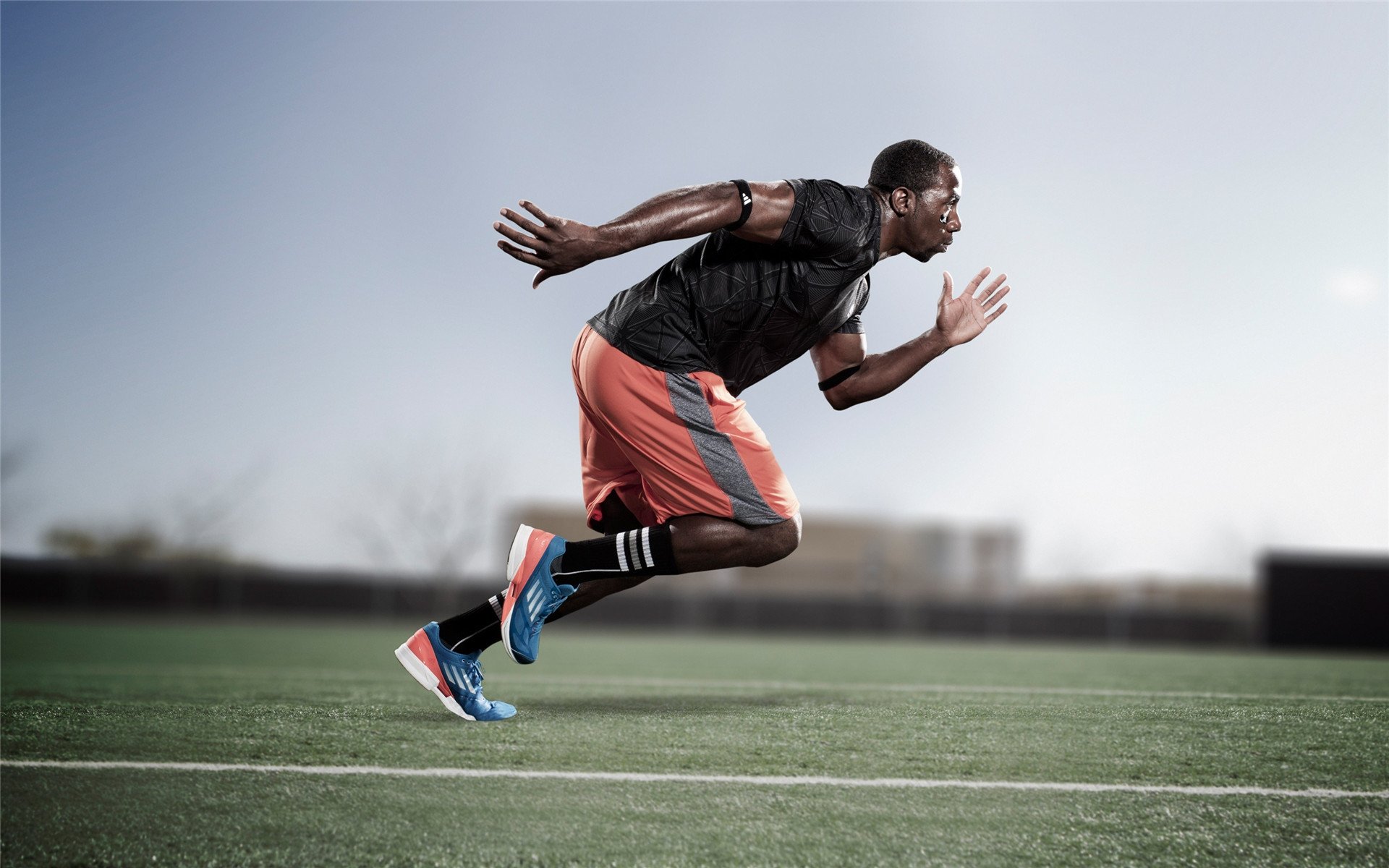 F1新赛季揭幕战之夜,当莫兰特让比赛提前失去悬念